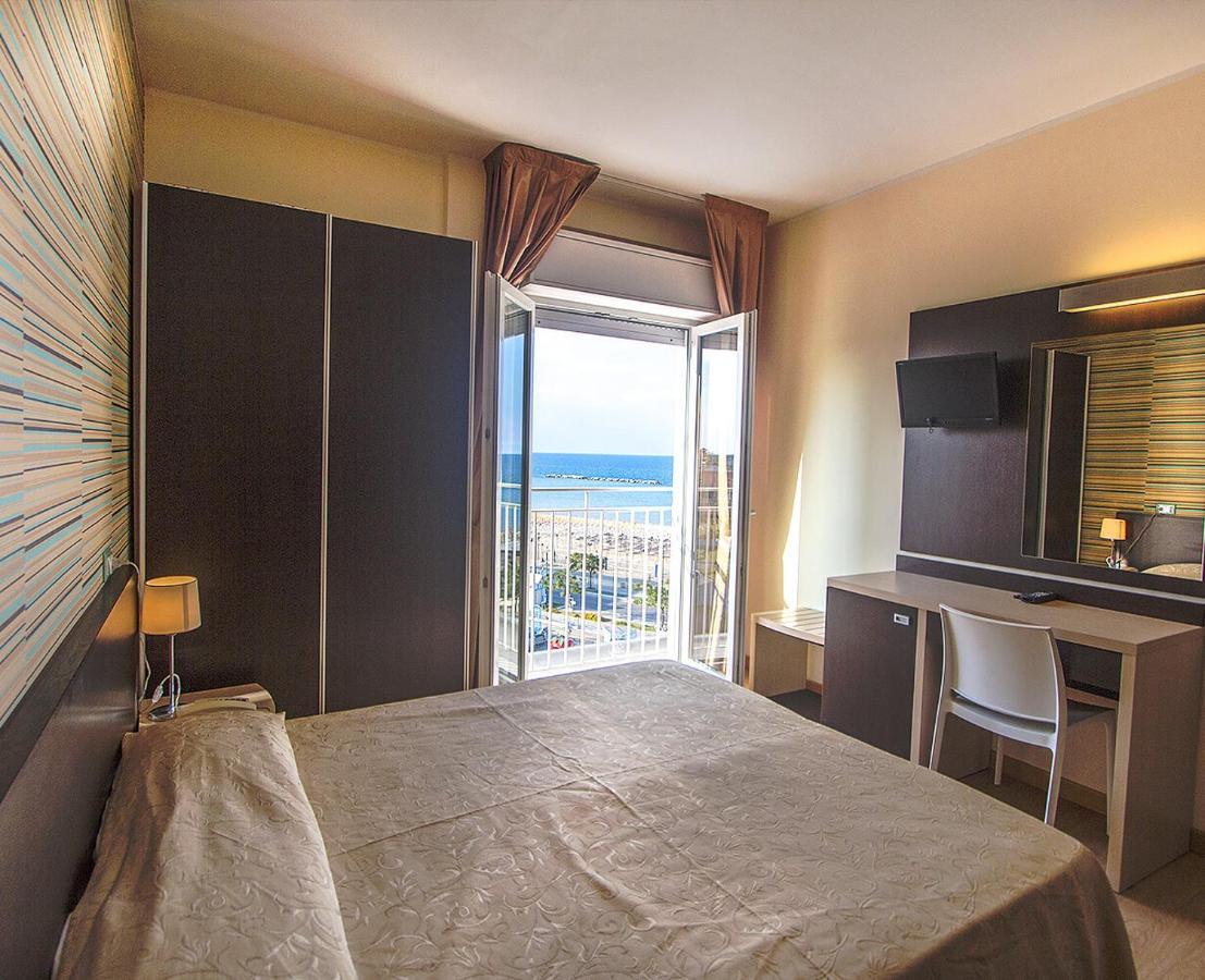 Hotel Massimo Resort Cesenatico Extérieur photo