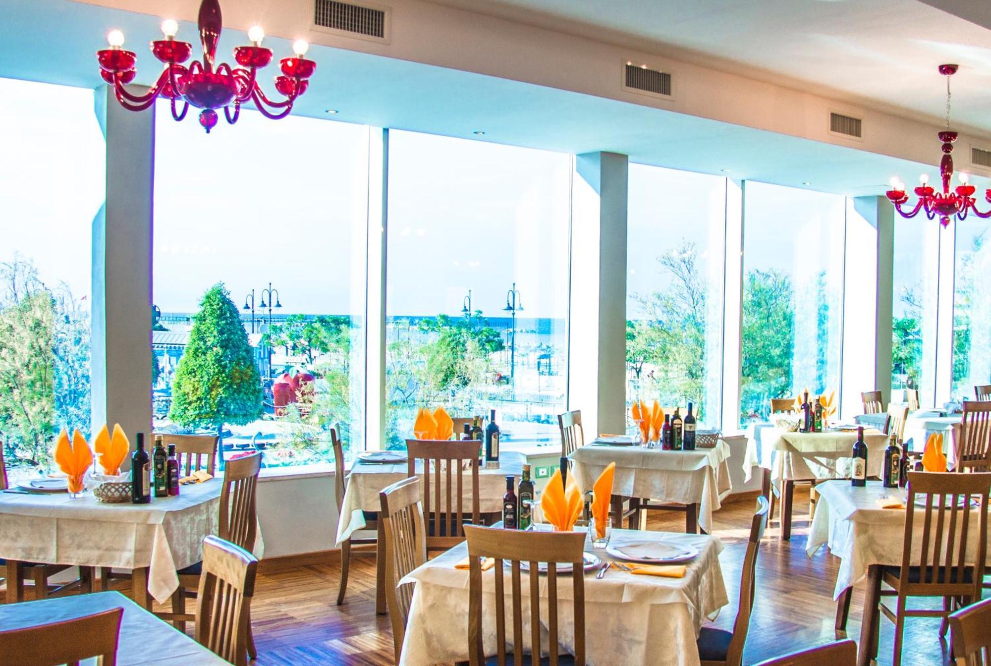 Hotel Massimo Resort Cesenatico Extérieur photo